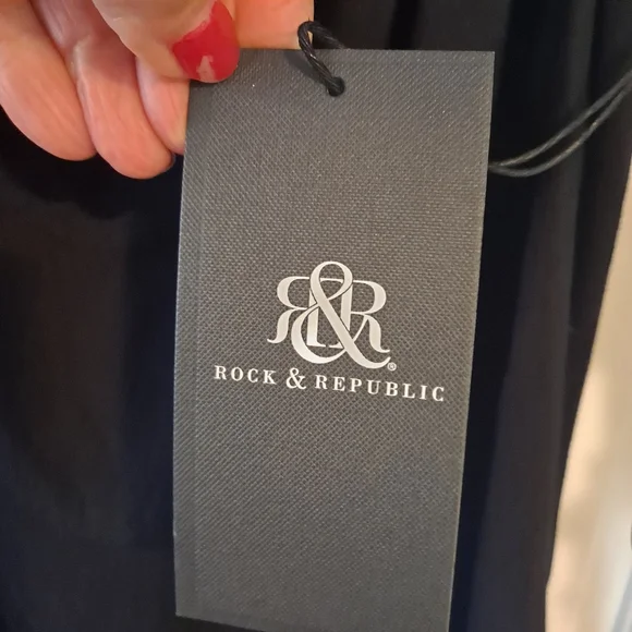 ROCK & REBPUBLIC Black Tank Chain Link Strap Scoop Neck Blouse Size Large - Picture 9 of 10